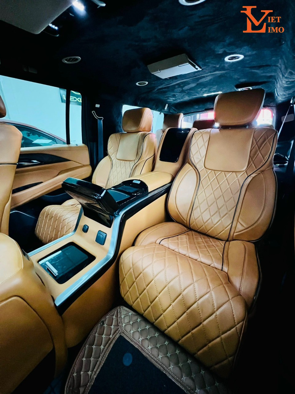 Led trần xe limousine: Mẫu bọc trần đẹp